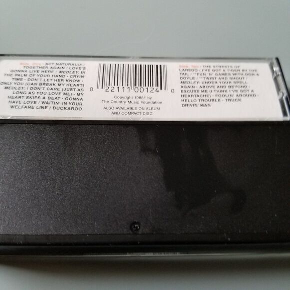 Buck Owens & The Buckaroos Live at Carnegie Hall cassette tape 1988 - Picture 3 of 4